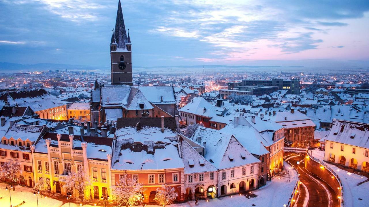 Apartment Queen Sibiu Bagian luar foto